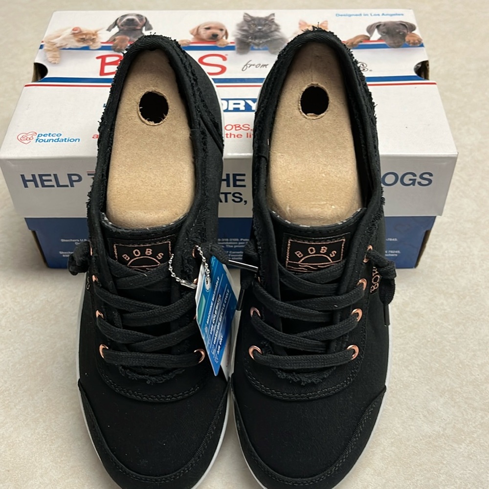 Bob’s from Skechers memory foam sneakers women’s size 7